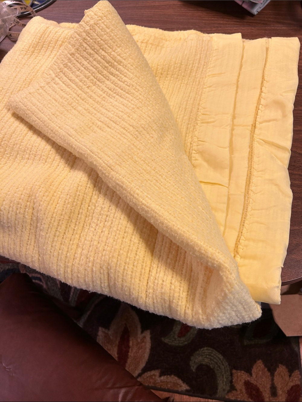 Soft Yellow Textured Throw Blanket - Cozy Home Bedding